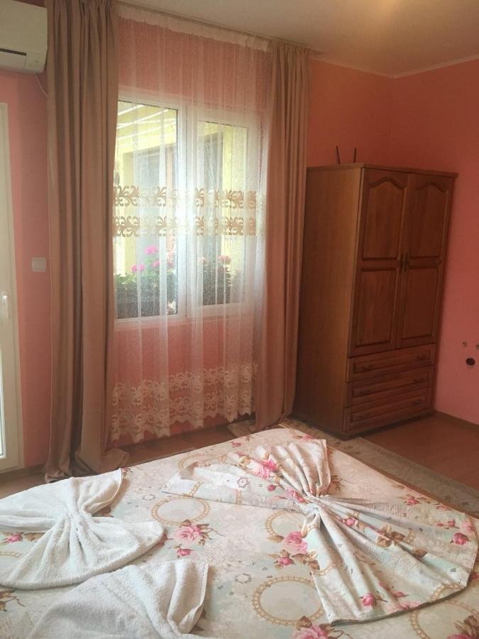 Guest House Hristina Sozopol Bagian luar foto